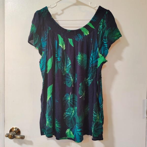 DONATED! Old navy tropical print boho top - Picture 2 of 7